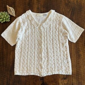 VTG Jaclyn Smith | Crochet Short Sleeve Cardigan w/Collar & Pearl Buttons, Sz M